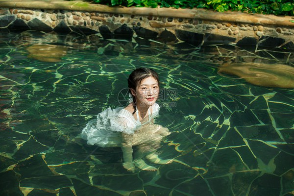 武汉特色瘦腿按摩，轻松拥有纤细美腿